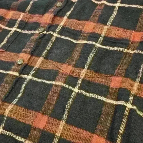 Madewell Women's Flannel Button Down - Picture 4 of 7